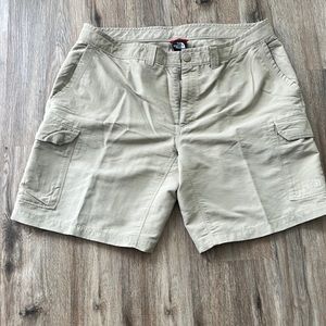 Men’s north face shorts